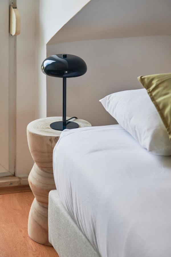 Apartment Bright W Balcony, Ac, Parking, By Timecooler Lisbon