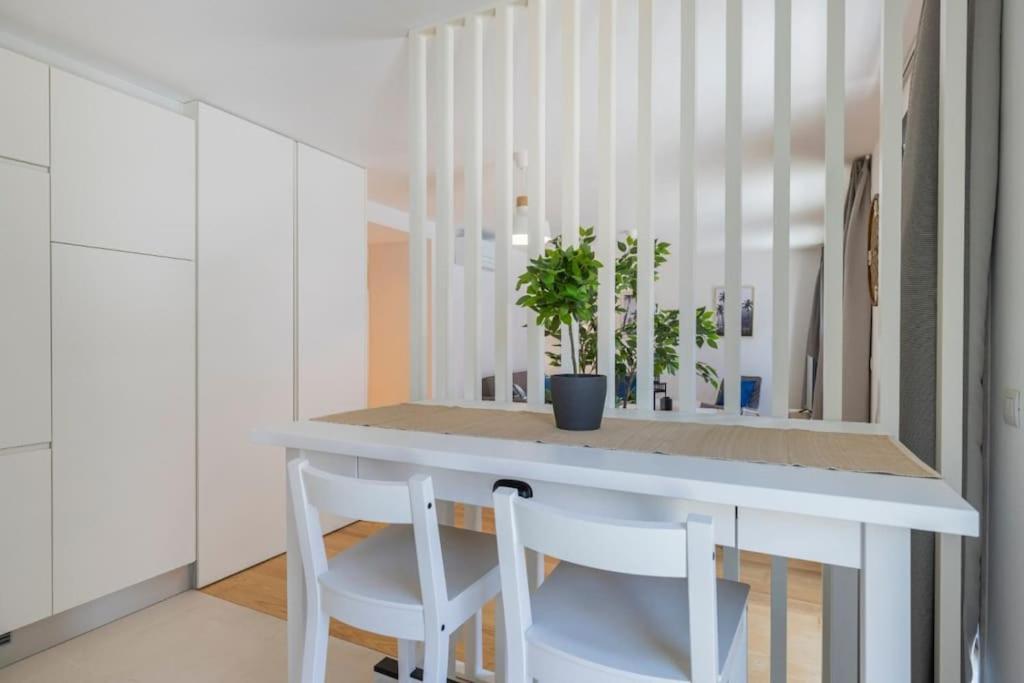 Campolide 2 Bedroom Delight By Innkeeper Apartamento Lisboa