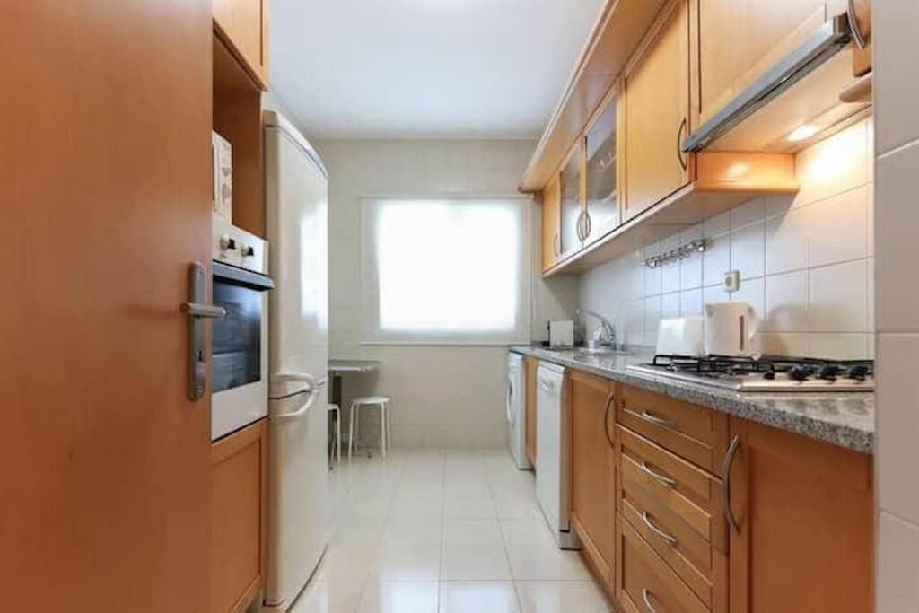 Apartment Parque Nacoes Flat W Parking Lisbon