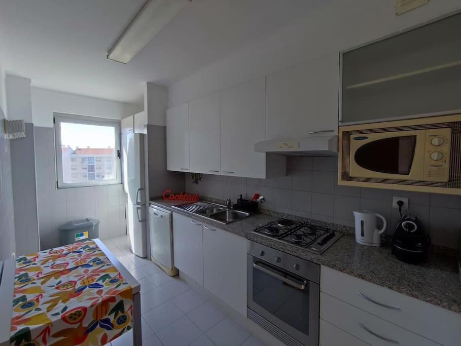 Near Airport & Citycenter Free Parking Apartment *