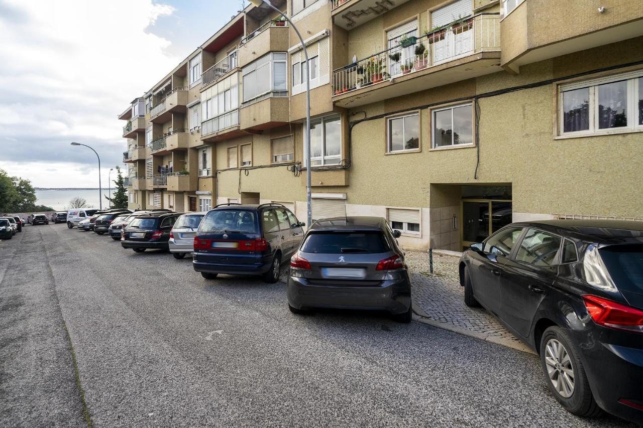 Apartment Whome Peaceful Alges Family Away From Noise *