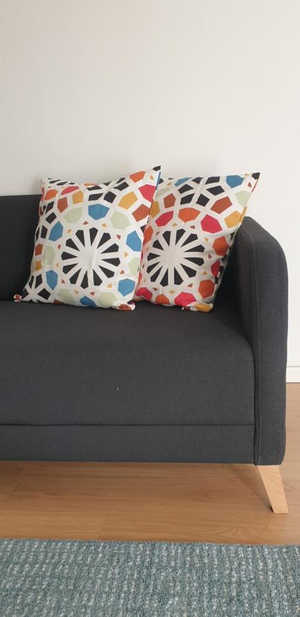 5min Walk From Subway Station & Free Parking Apartment