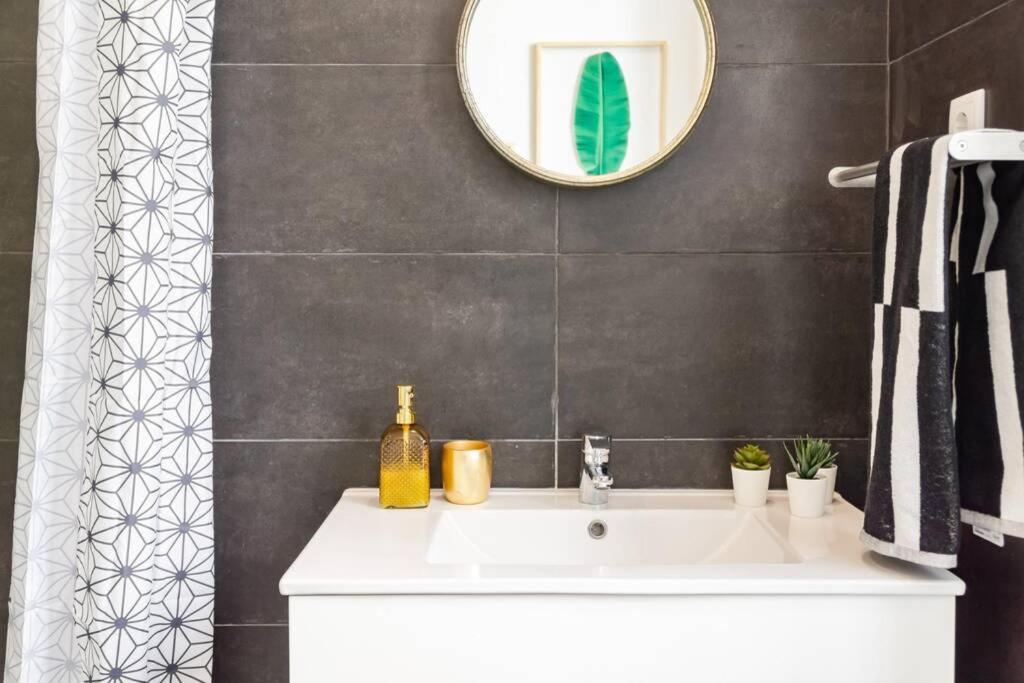Graca 3br With Terrace By Host For Us Lisbon