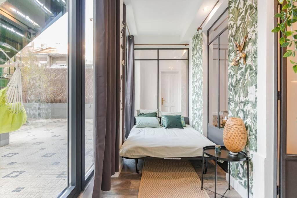 Apartment Graca 3br With Terrace By Host For Us