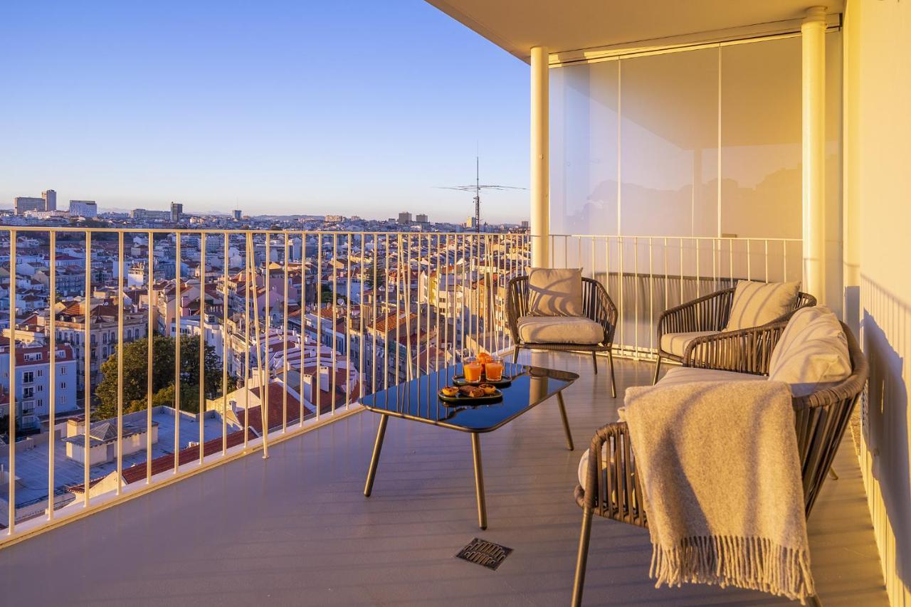 Whome View Penthouse Luxurious Living In With Ac & Elevator * Lisbon