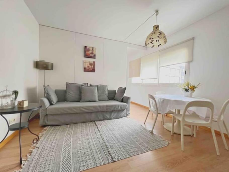 Parque Nacoes Flat W Parking Apartment *