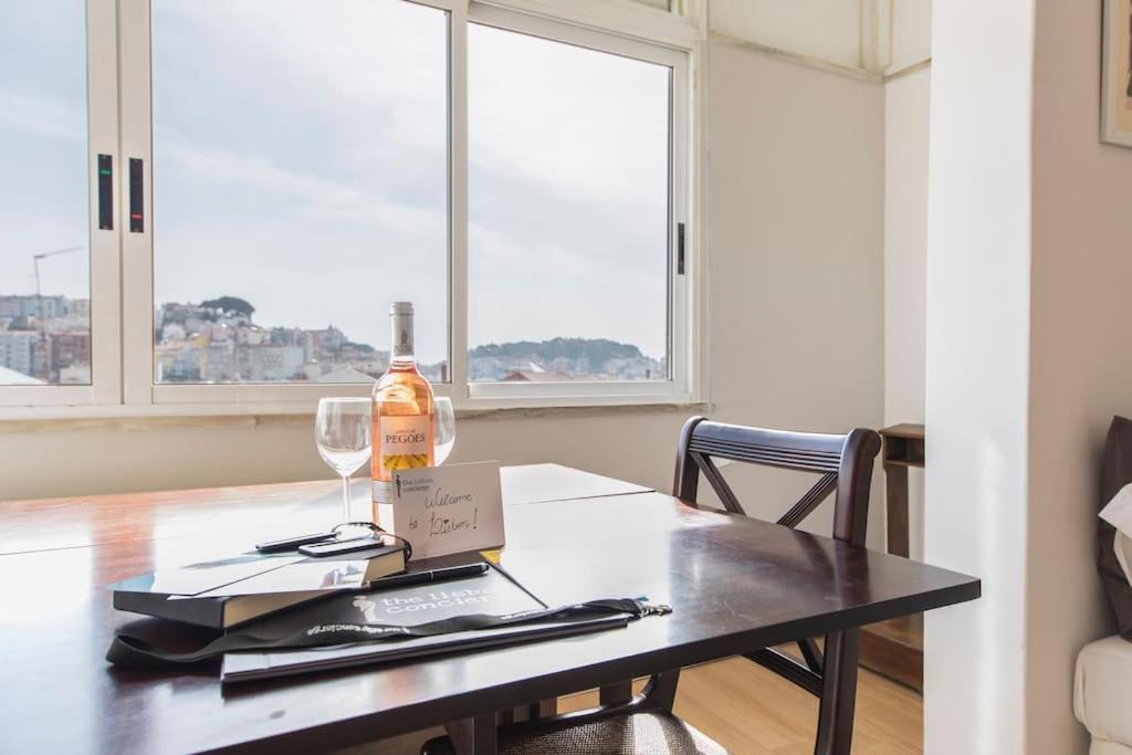 - Castle View Balcony Apartment Lisbon