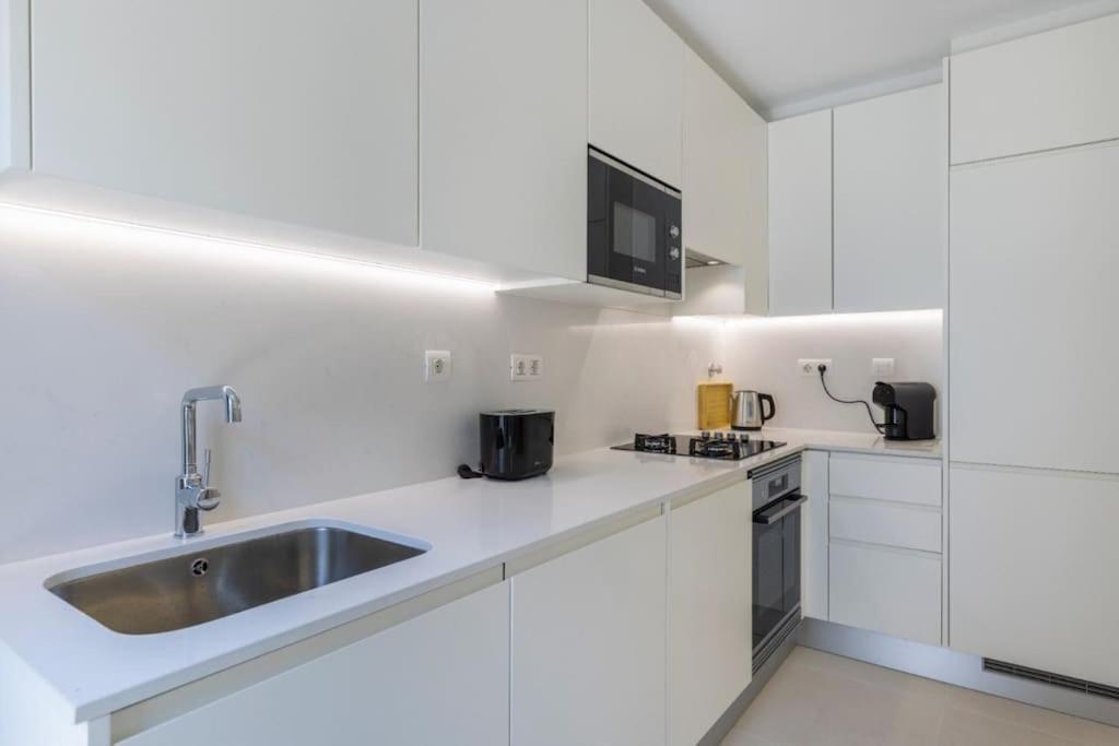 Campolide 2 Bedroom Delight By Innkeeper Apartamento