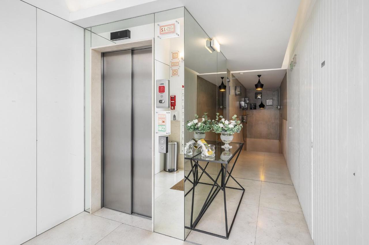 Whome Urban Retreat: Downtown Luxury, Parking, Ac & Elevator Lisbon