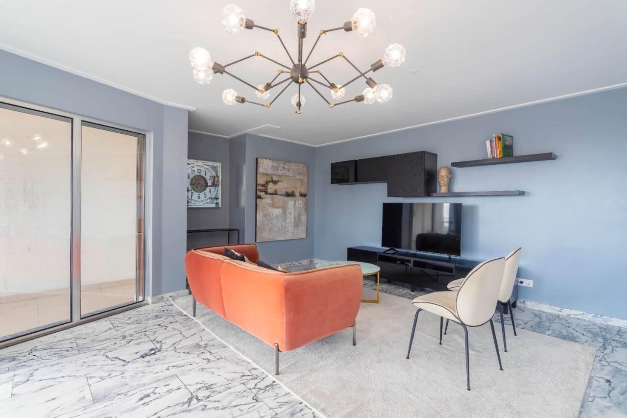 Expo River View Apartment *