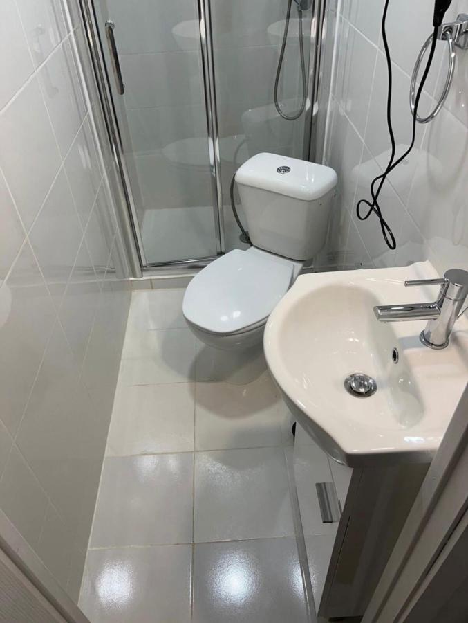Apartamento Bernardim Ribeiro 3 Andar Bed & Breakfast *