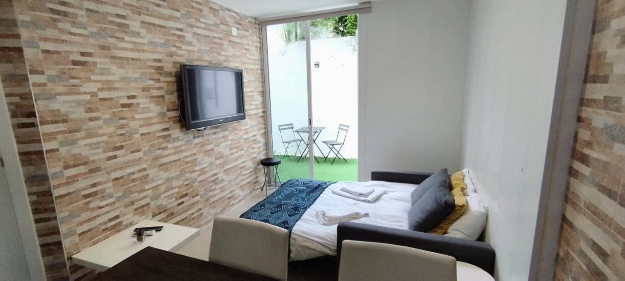 Charming Iii Apartment