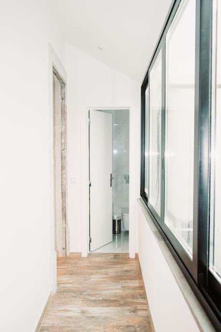 Apartment New Flat & Terrace Garden Monte Da Graca
