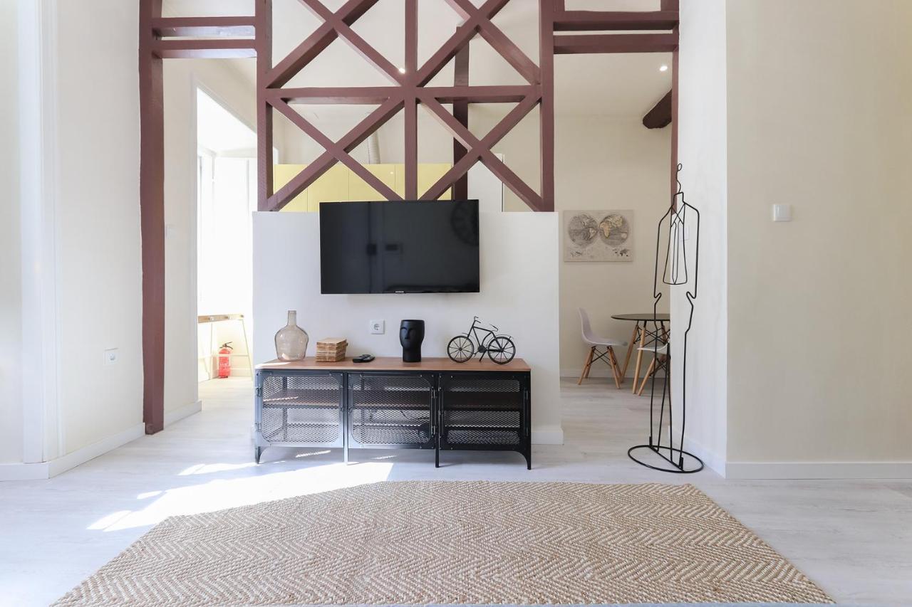 Apartamento Bright Santa Catarina By Homing Lisboa