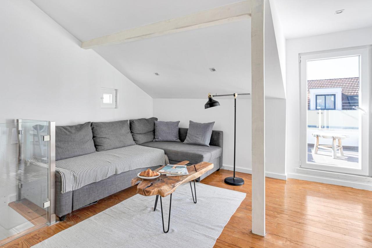 Alcantara Sunny Terrace Apartment Lisbon