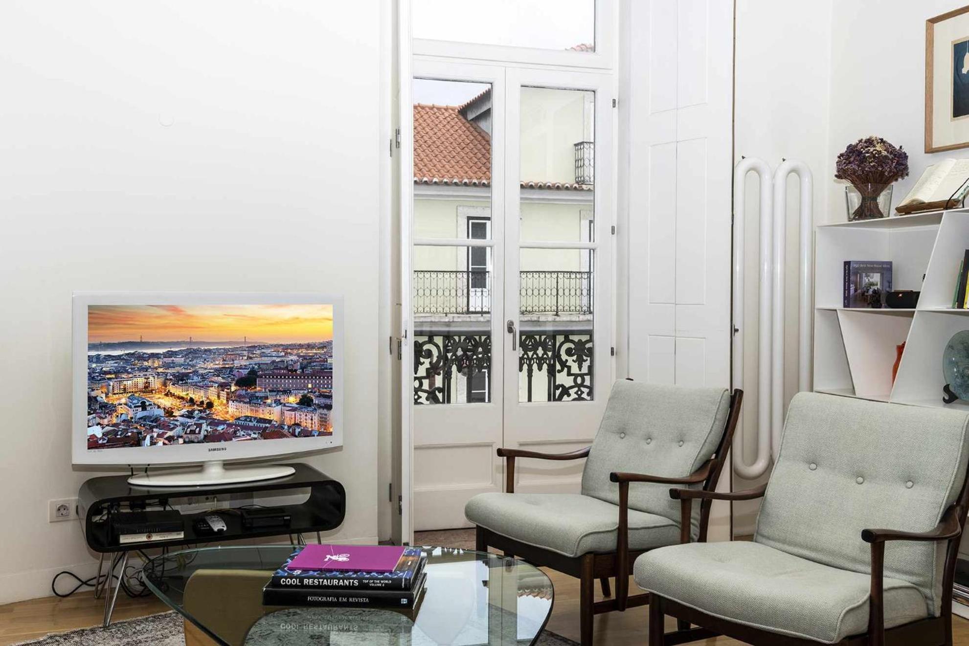 Italian Design In Principe Real Apartment