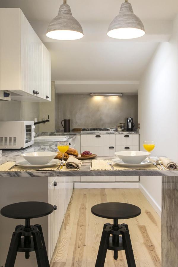 Romantic Nest For A Getaway At Downtown With Design Apartment *