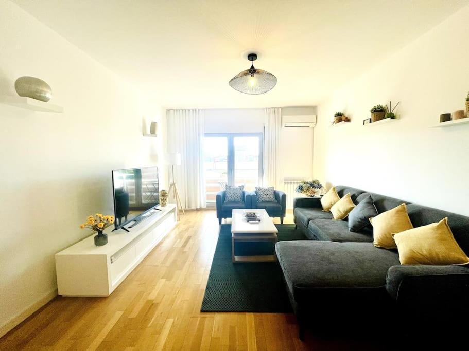 Apartment Airport Expo