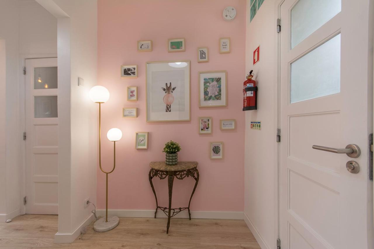 Apartment New Bright And Cozy In Graca *