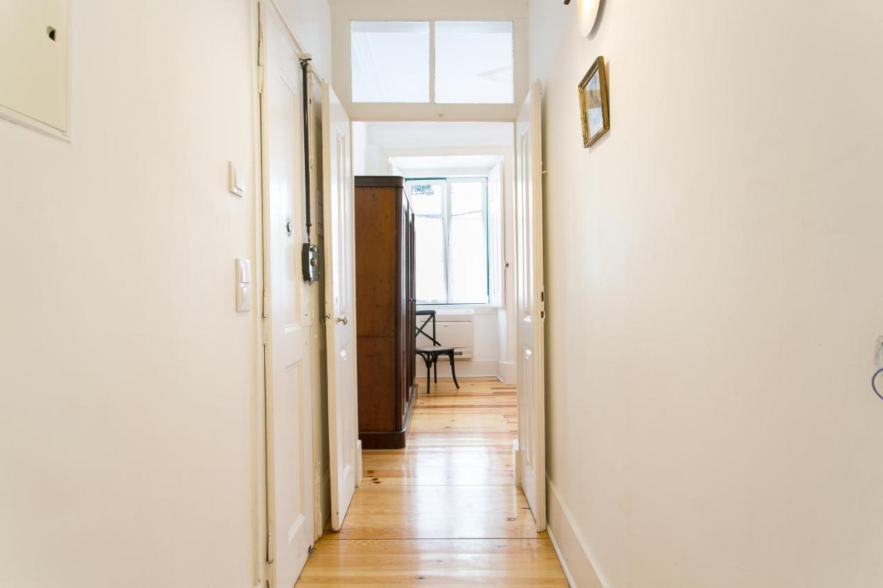 Principe Real Patio House Apartment Lisbon