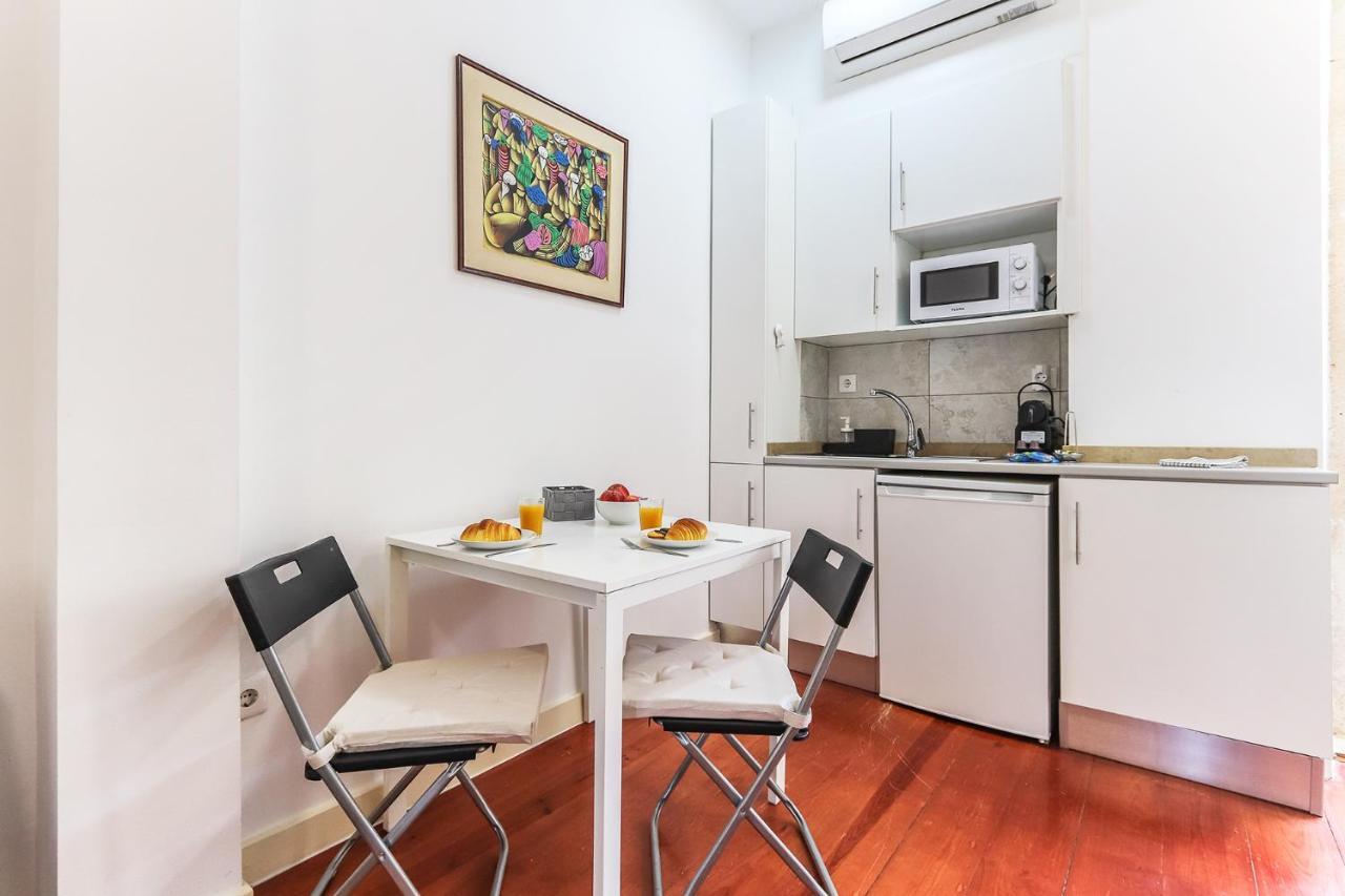 Portucale ! Stylish Campo Ourique Apartment
