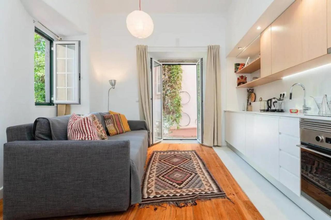 Apartment Cosy 2 Bed Flat With Terrace Near Av Liberdade