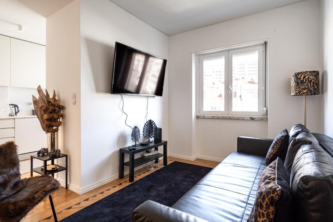 Apartment Akicity Benfica Stone Lisbon