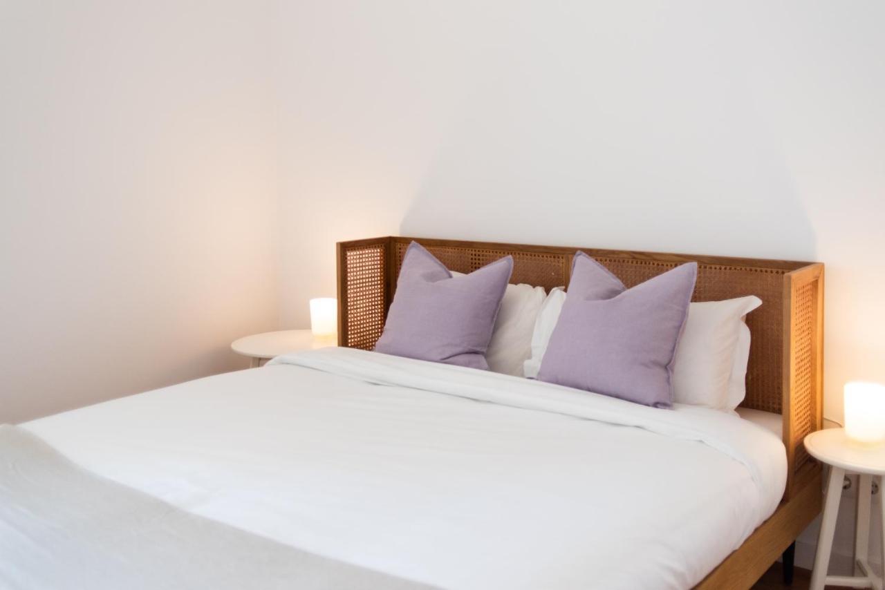 Amaro Ii - Sleek 2 Bedroom In Alcantara Apartment Lisbon