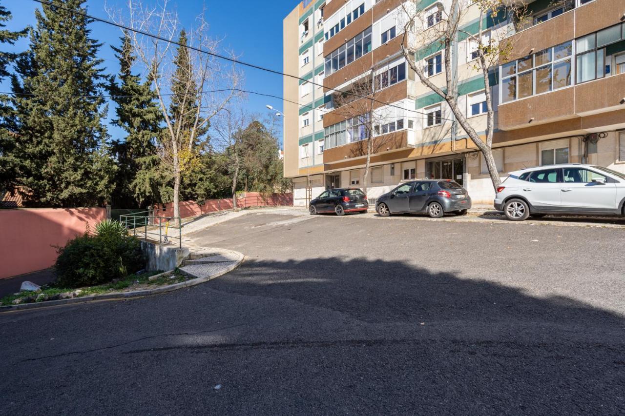 Apartment Akicity Benfica Stone
