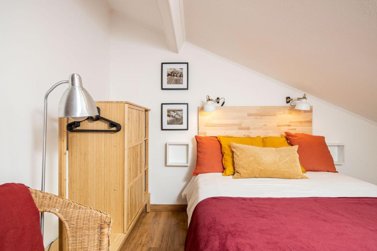 Lapa 3bdr Duplex W/ Balcony By Lovelystay Lisbon