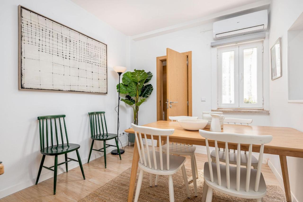 Apartment Lapa 3bdr Duplex W/ Balcony By Lovelystay