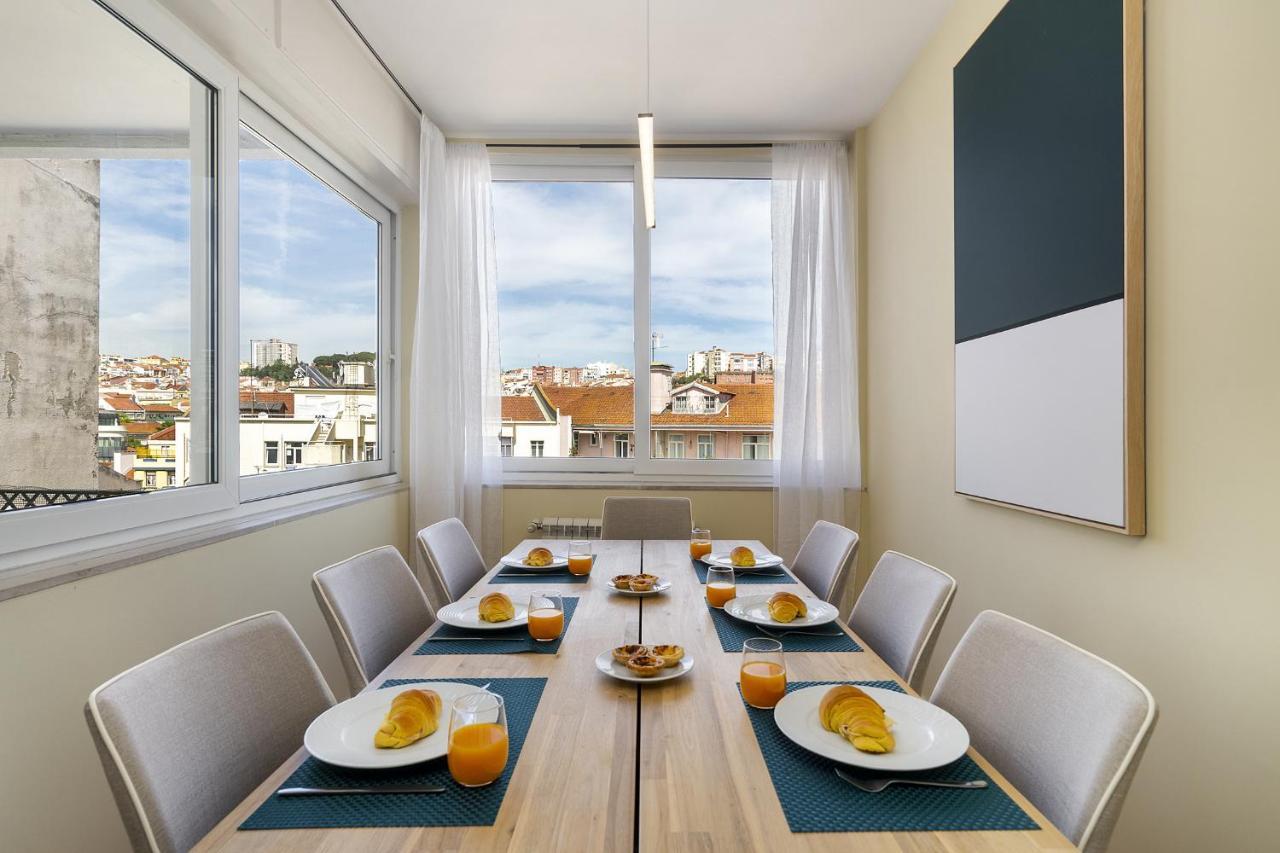 Apartment Whome Luxury Penthouse: Designer Decor & Epic Views