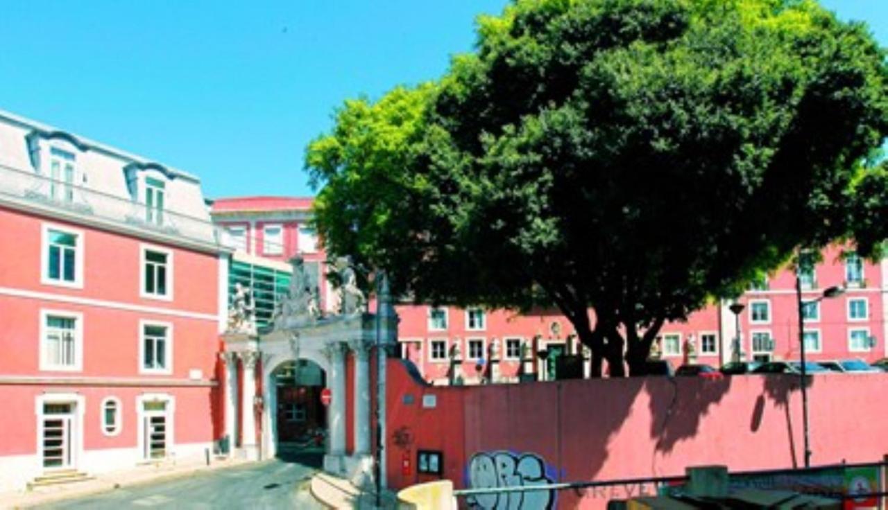 - Sao Lazaro Central Apartment Lisbon
