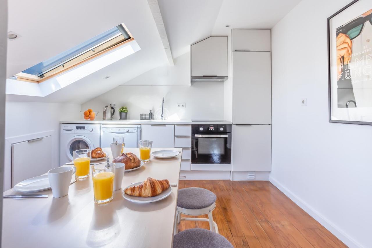 Alcantara Sunny Terrace Apartment