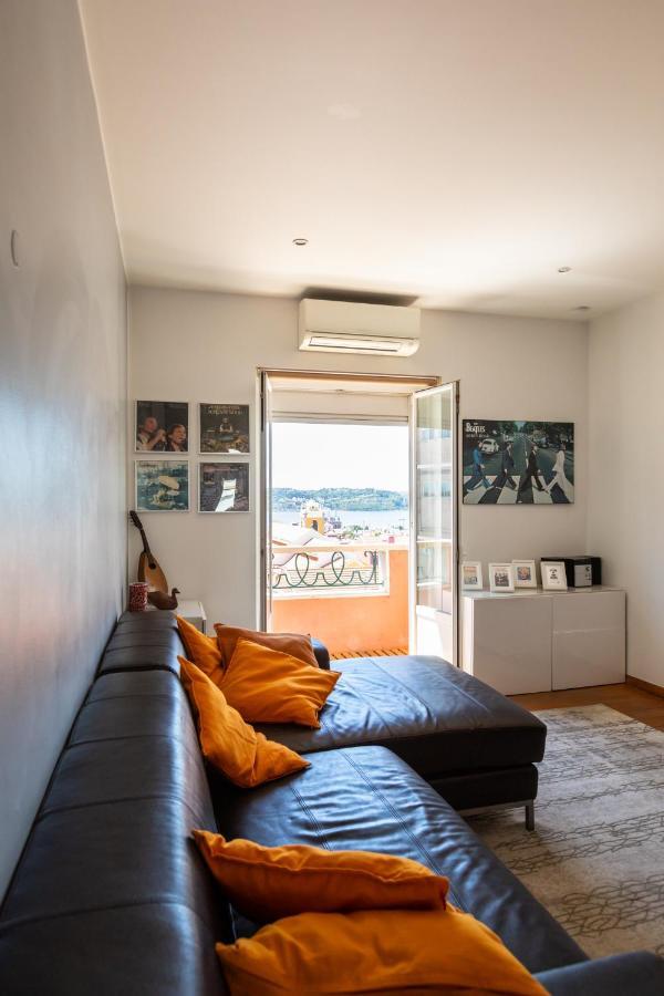 Ambassador River View Apartment