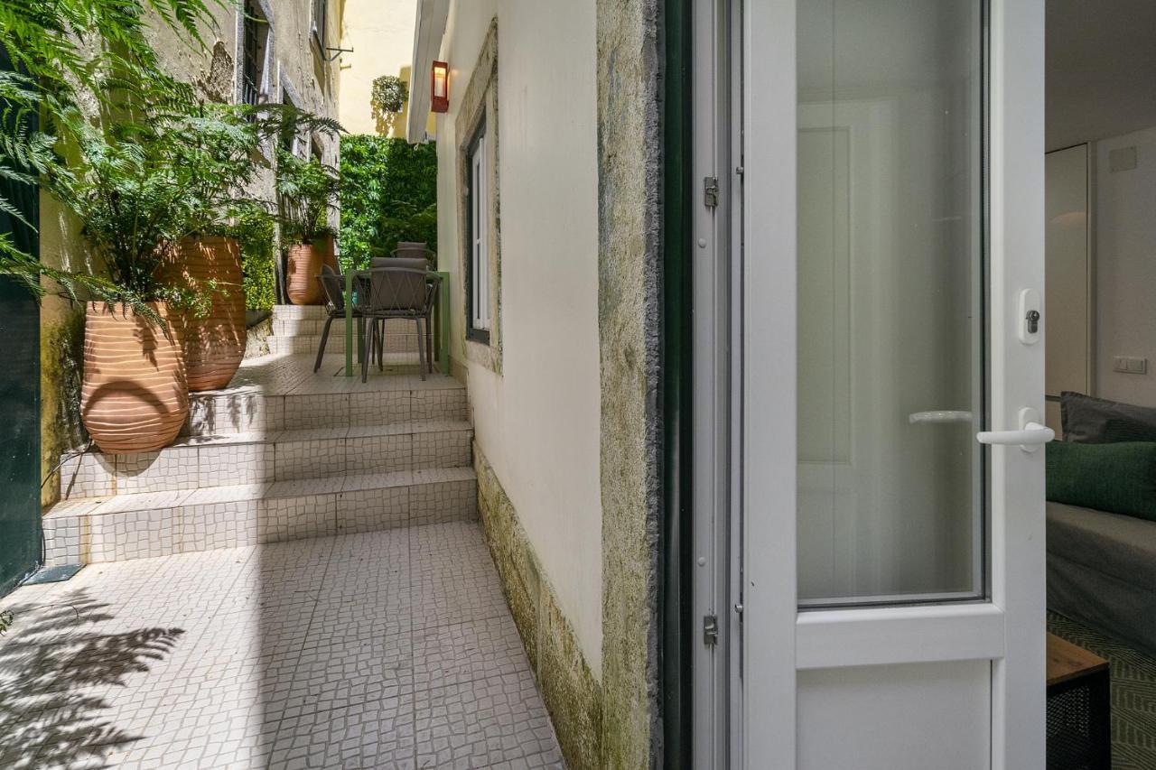 Whome Hidden Oasis W/ Private Patio, Ac & Great Vibe Apartment Lisbon
