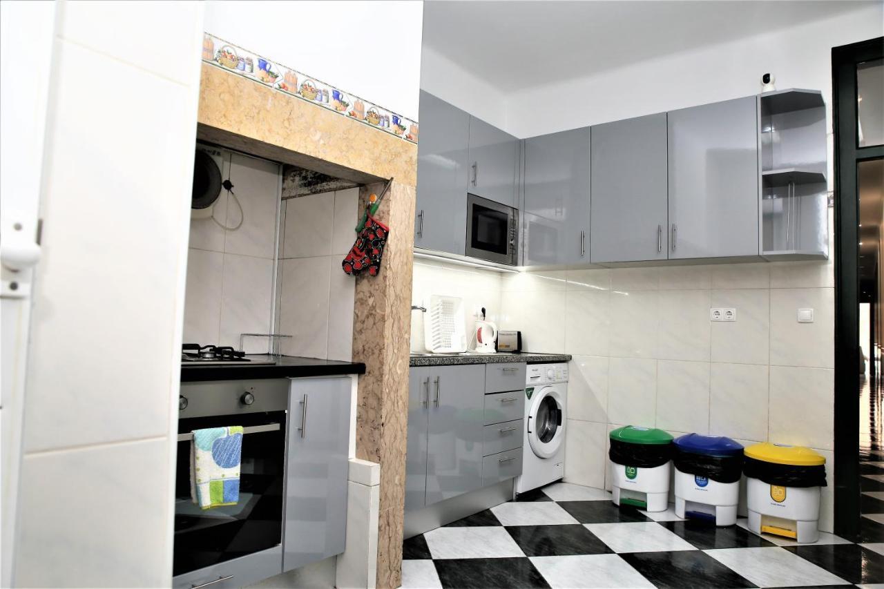 Family Bedroom Apartment *