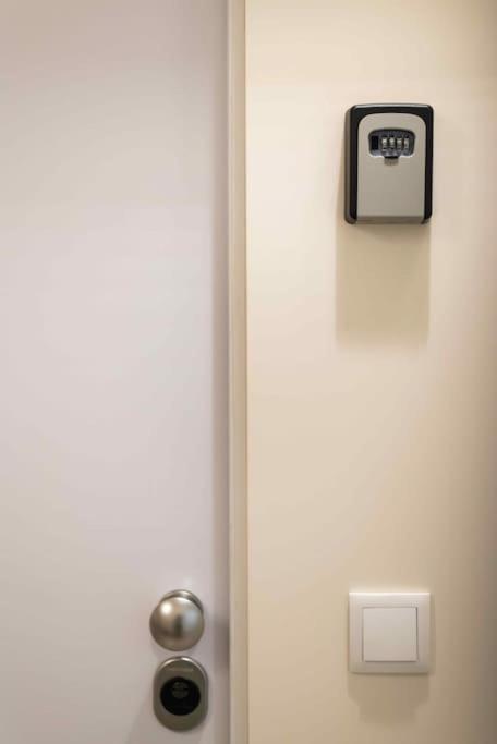 Pardal Rc B - Stylish Studio In Alcantara With Free Parking Nearby Apartment