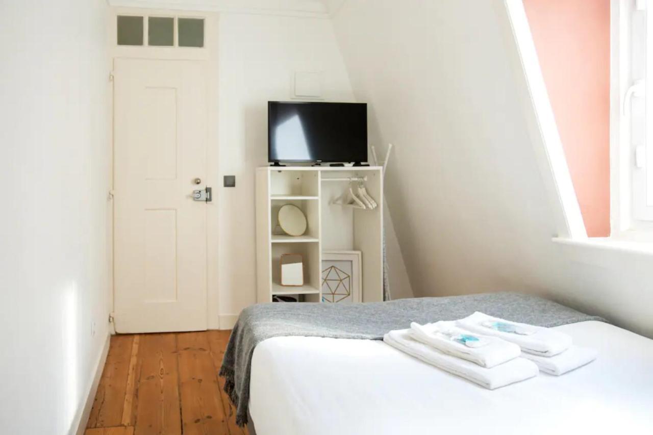 Cosy Little Bedroom In
