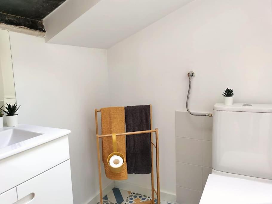 Apartment Mouraria Soul T3 - 6pax Lisbon