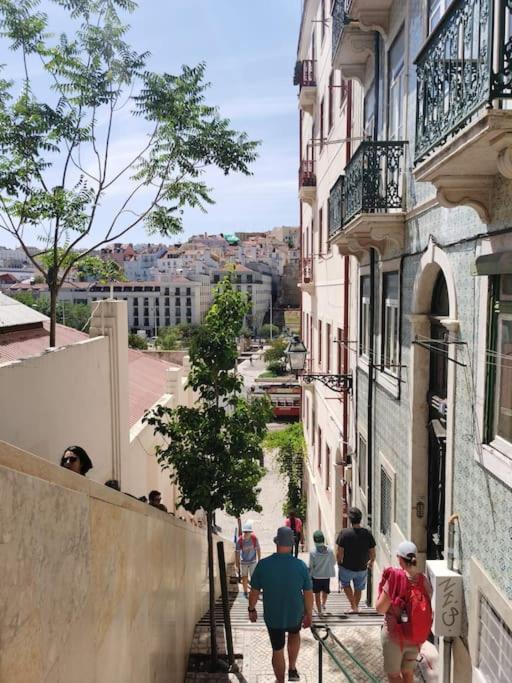 Apartment Mouraria Soul T3 - 6pax Lisbon