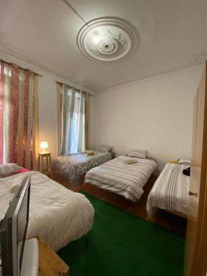 Bangla Hostel *