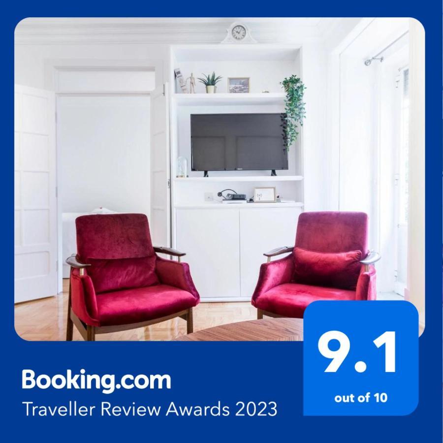 Your Place In Apartment *