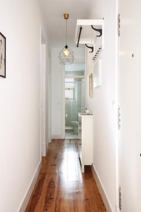 Charming Central Apartment *