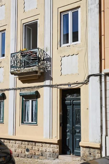 Charming Central Apartment Lisbon