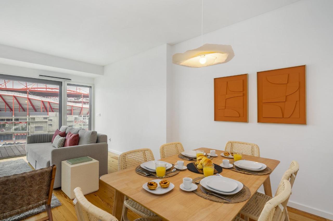Whome Urban Retreat W/parking, Elevator & Ac By Benfica Stadium Apartment