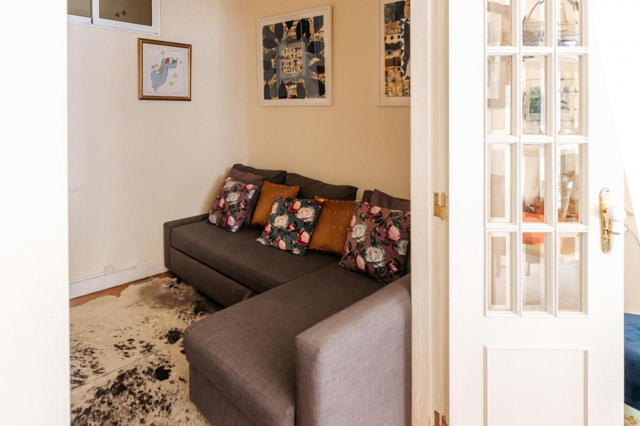 Vintage Downtown Av Da Liberdade Flat Apartamento