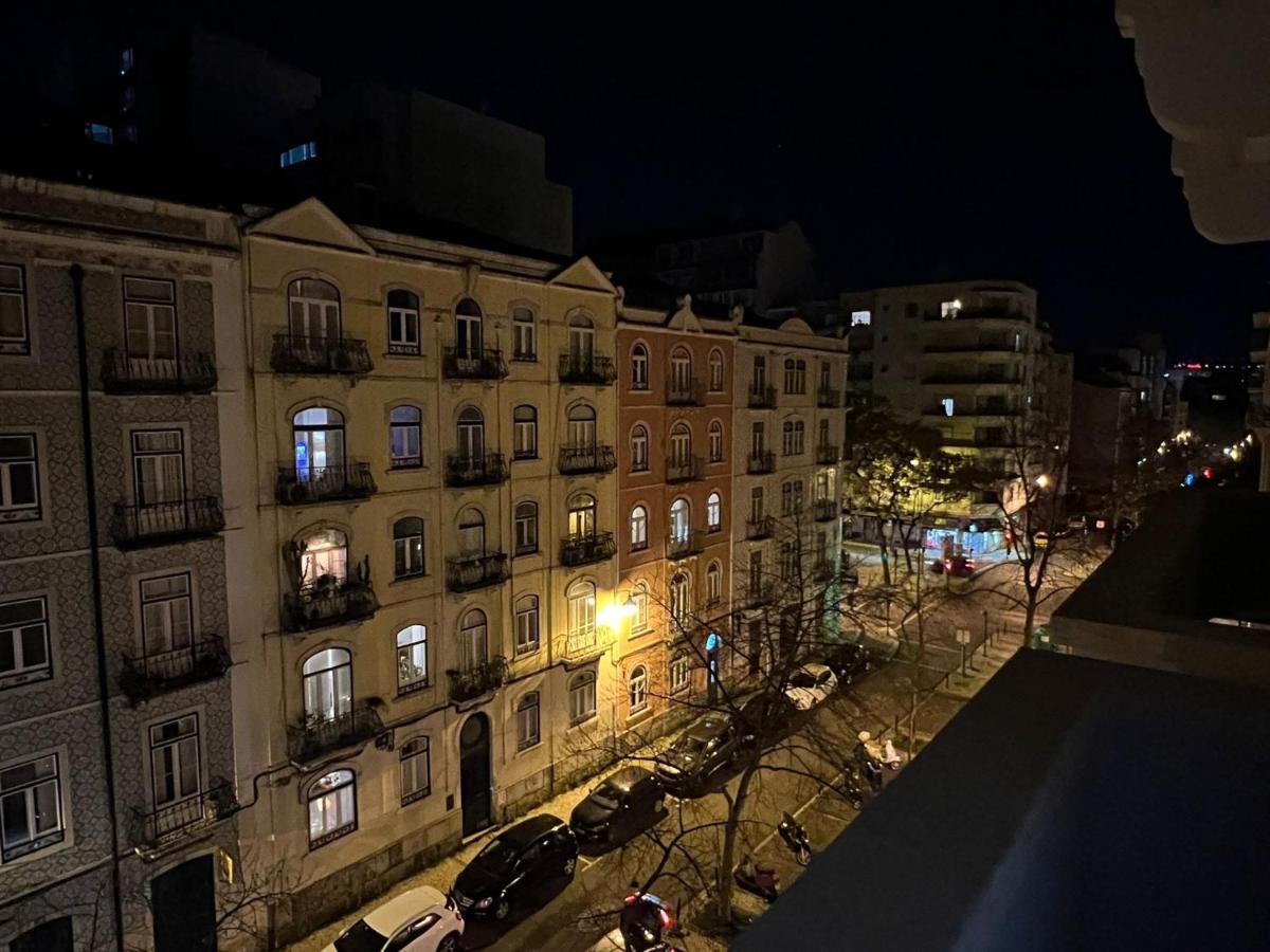 Solo Grande Con Balcon * Lisbon