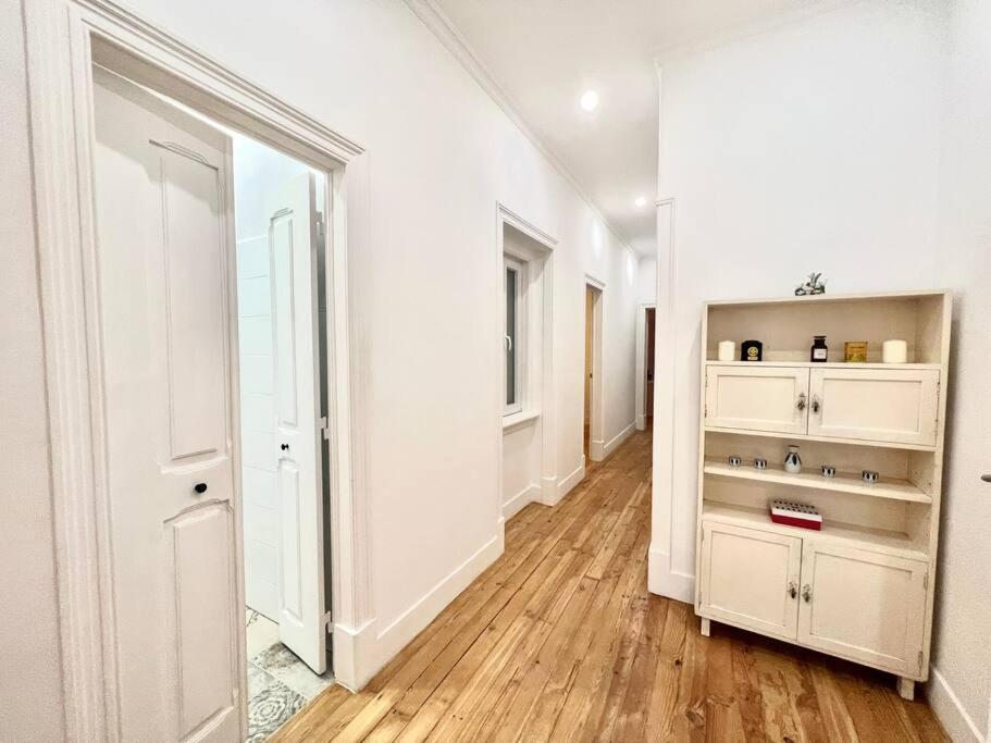 Beautiful Gloria - 120m2 With A/c And Garden Apartment