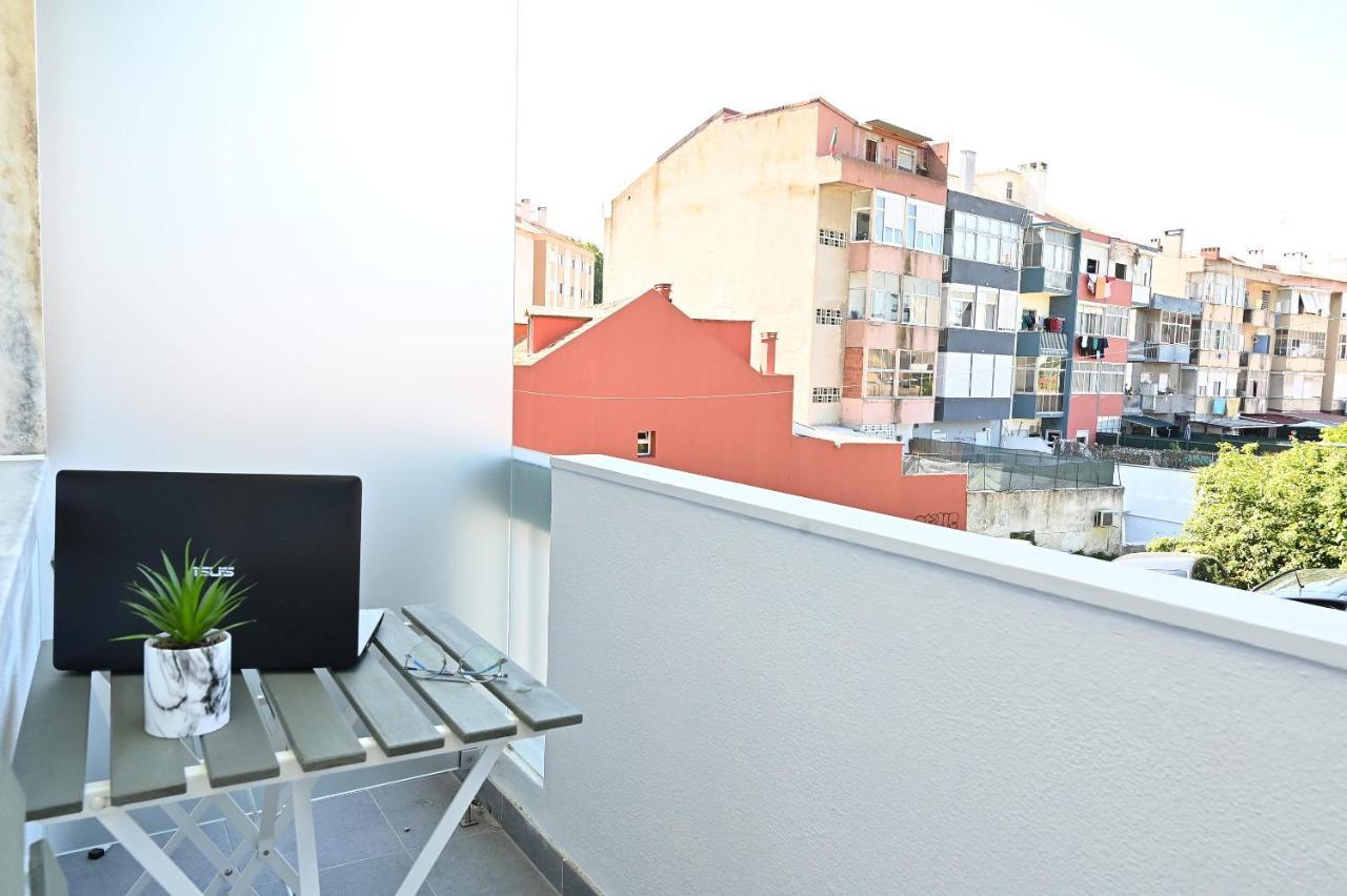 Right Place Apartment *